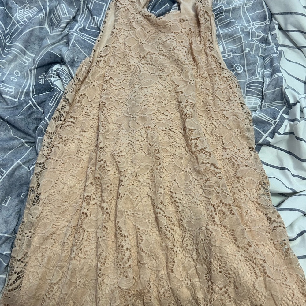 Ginger G Lace Sleeveless Dress in Soft Tan